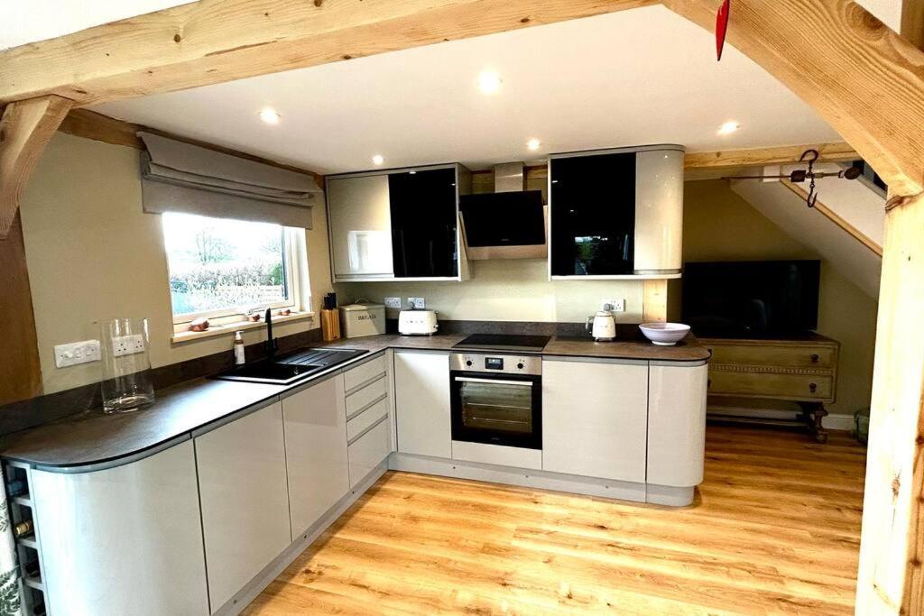 Vila The Old Workshop - A Cosy Country Retreat Gloucester Exteriér fotografie